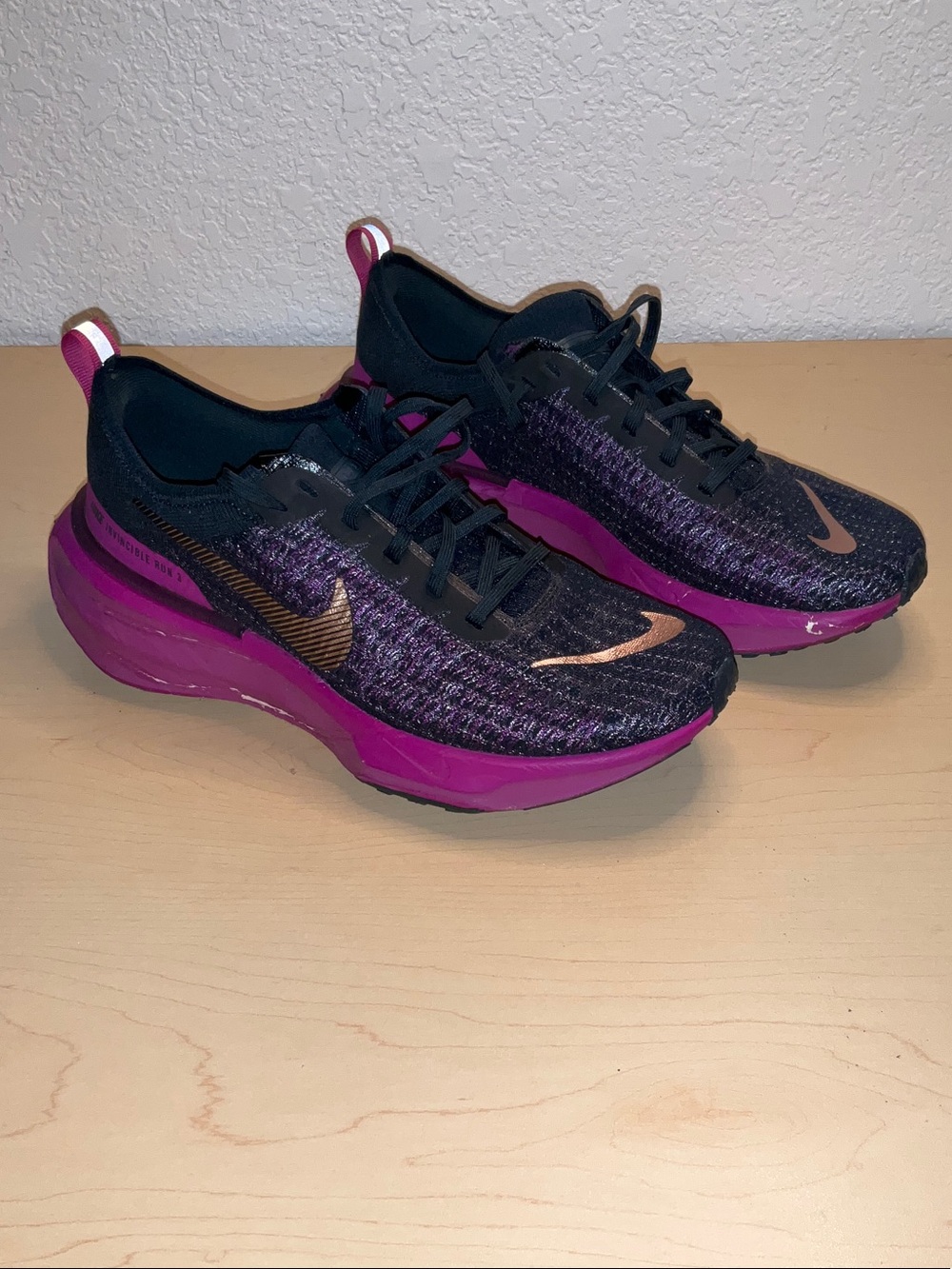 Nike Invincible 3 Running Shoes Magenta Pink Metallic Women’s Size 10.5